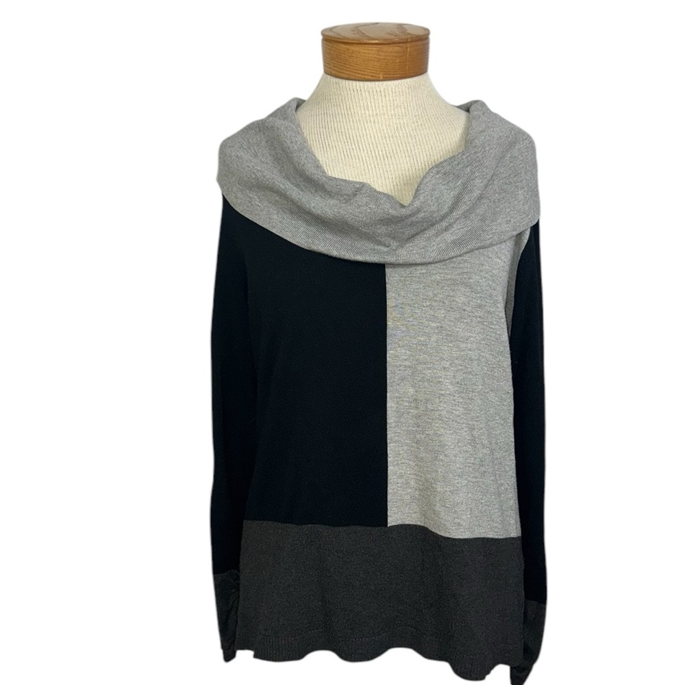 Premise M Sweatshirt Black Gray Color Block Deep Cowl Turtleneck